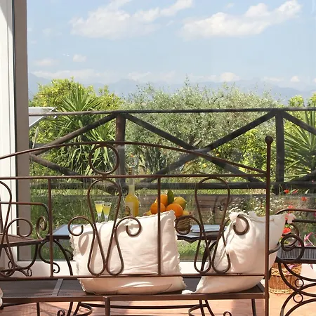 בית חווה Agriturismo San Leonardello *