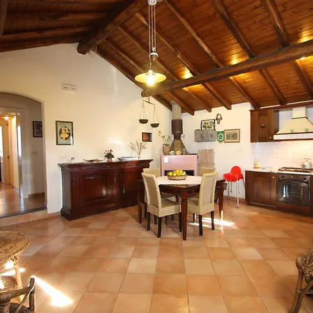 בית חווה Agriturismo San Leonardello *